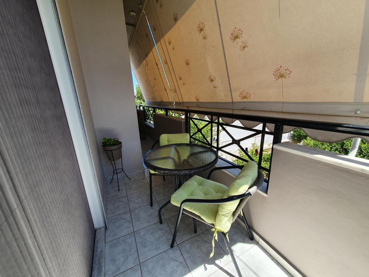 Family Cozy Apartment Heraklion  Bagian luar foto